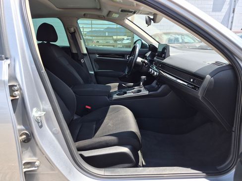Used 2023 Honda Civic EX image 30