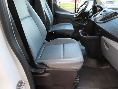 Used 2018 Ford Transit 250 130 Low Roof RWD image 20