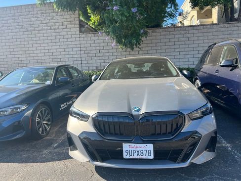 Certified 2026 BMW 550e xDrive AWD/4WD image 2