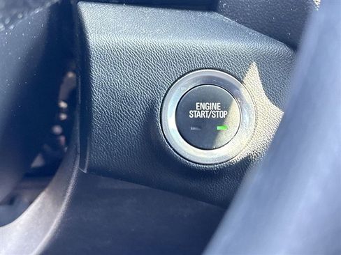 Certified 2024 GMC Terrain SLE w/ Driver Convenience Package FWD image 16