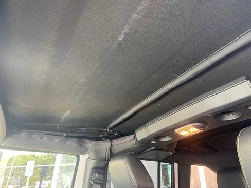 Used 2016 Jeep Wrangler Unlimited Rubicon AWD/4WD image 22