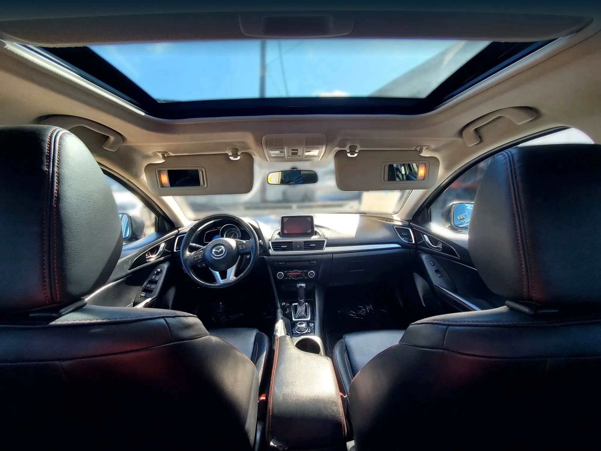 Used 2015 MAZDA MAZDA3 s Touring FWD image 2