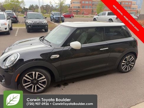 Used 2020 MINI Cooper S w/ Signature Upholstery Package image 4