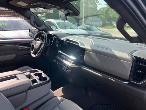 Used 2023 Chevrolet Silverado 1500 LT AWD/4WD image 18