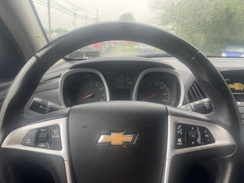 Used 2017 Chevrolet Equinox LT w/ Convenience Package AWD/4WD image 24