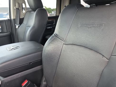 Used 2017 RAM 1500 Laramie w/ Convenience Group AWD/4WD image 17