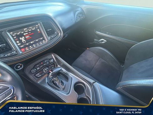 Used 2022 Dodge Challenger R/T Scat Pack RWD image 22