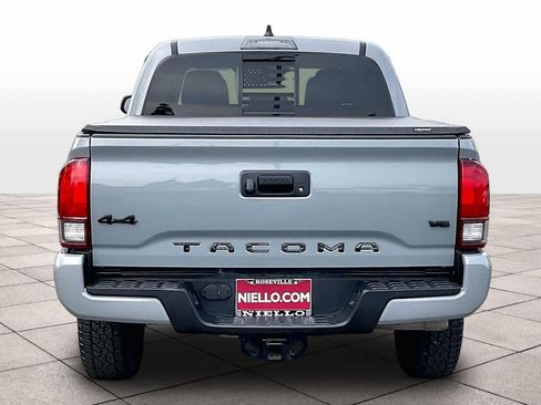Used 2021 Toyota Tacoma SR5 w/ Trail Edition image 7