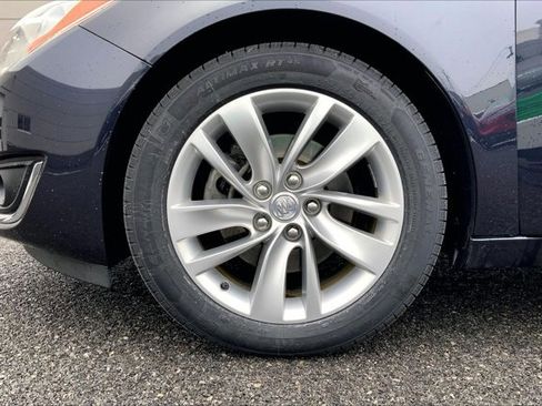 Used 2014 Buick Regal Premium image 8