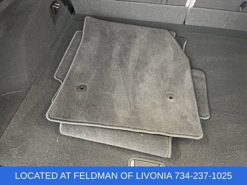 Used 2024 Cadillac Lyriq Luxury image 35