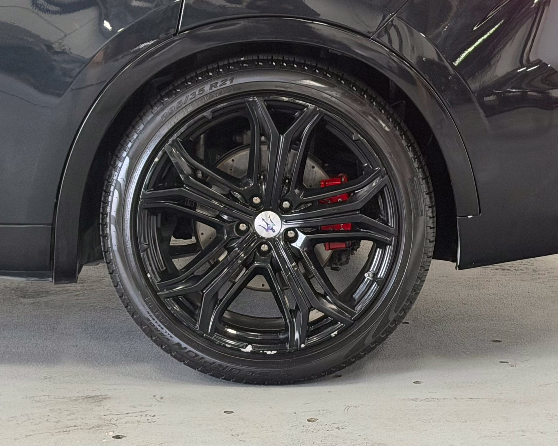 Used 2019 Maserati Levante S GranSport AWD/4WD image 8