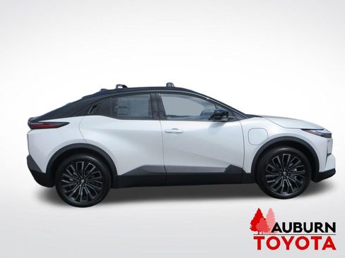 New 2026 Toyota C-HR image 5