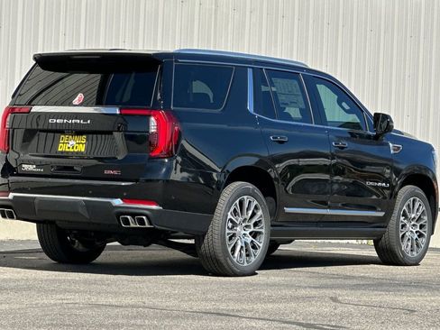 New 2026 GMC Yukon Denali w/ Denali Reserve Package AWD/4WD image 5