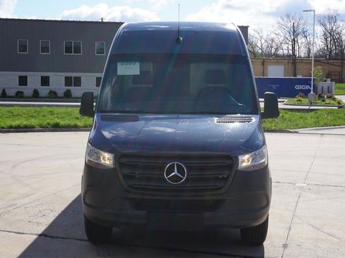 Used 2019 Mercedes-Benz Sprinter 170 image 8