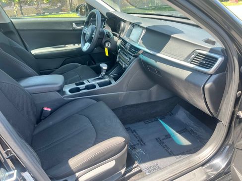Used 2019 Kia Optima LX FWD image 29