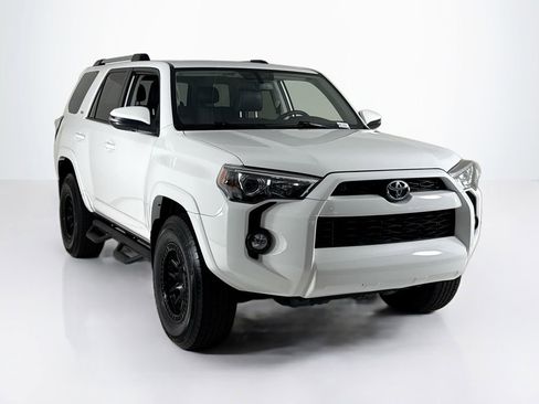 Used 2019 Toyota 4Runner 4WD image 7