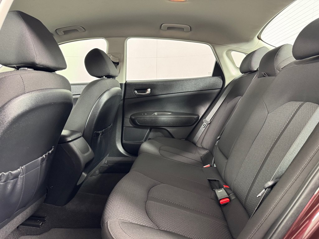 Used 2017 Kia Optima LX FWD image 20
