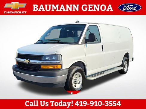 Used 2024 Chevrolet Express 2500 w/ Driver Convenience Package RWD image 10