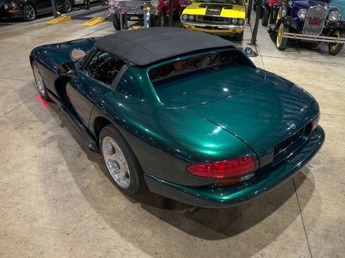 Used 1995 Dodge Viper RT/10 RWD image 30