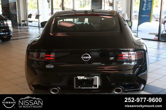 New 2027 Nissan Z Performance RWD image 4