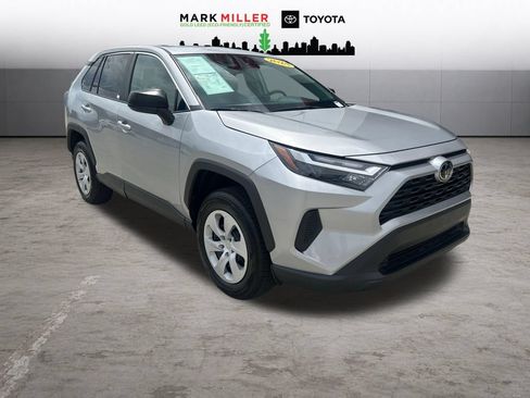 Certified 2024 Toyota RAV4 LE AWD/4WD image 7