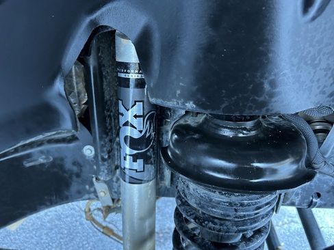 Used 2024 Jeep Wrangler Unlimited Rubicon w/ XTREMEE 35" Tire Package image 26