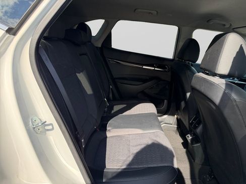 Used 2024 Kia Seltos S AWD/4WD image 18