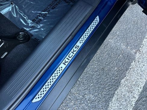 Used 2020 Nissan Kicks SR w/ SR Premium Package image 63