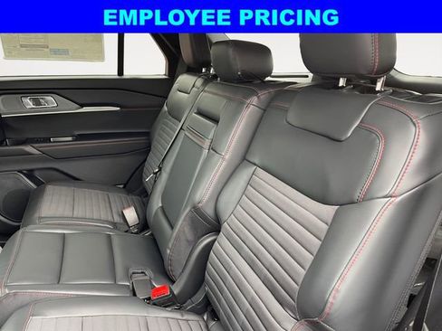 New 2026 Ford Explorer ST-Line AWD/4WD image 13