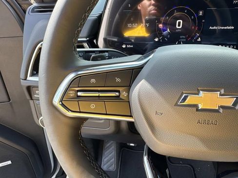 New 2026 Chevrolet Suburban Premier RWD image 24