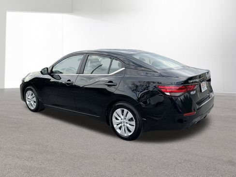 Used 2025 Nissan Sentra S FWD image 5
