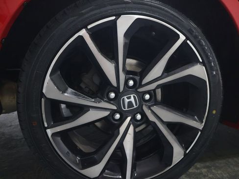 Used 2020 Honda Civic Sport image 31