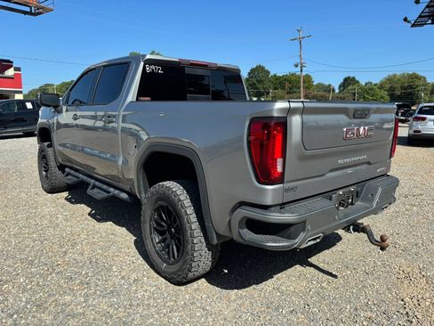 Used 2023 GMC Sierra 1500 AT4 w/ AT4 Preferred Package AWD/4WD image 2