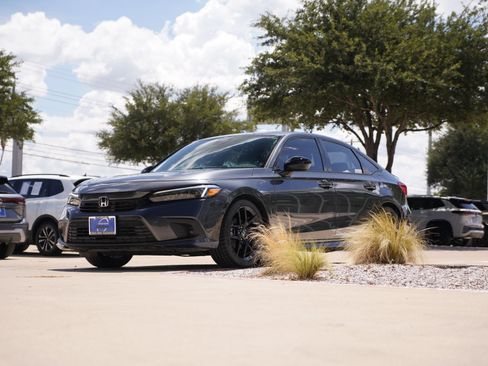 Used 2024 Honda Civic Sport image 7