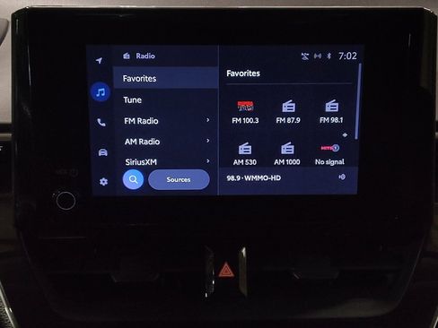 Used 2024 Toyota Corolla LE FWD image 25