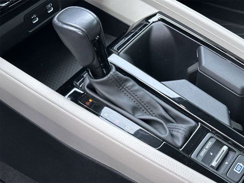 Used 2023 Honda Accord EX-L image 24