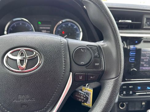 Used 2019 Toyota Corolla LE image 25