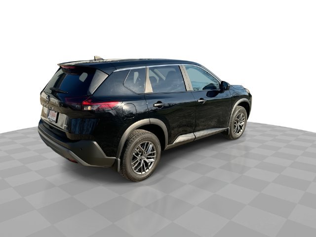 Used 2023 Nissan Rogue S AWD/4WD image 9
