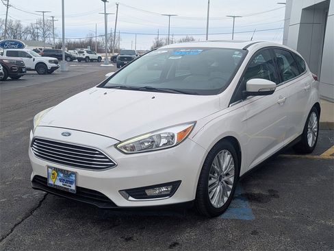 Used 2017 Ford Focus Titanium image 7