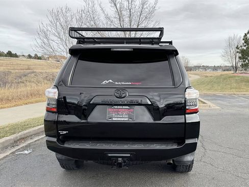 Used 2020 Toyota 4Runner Venture image 7