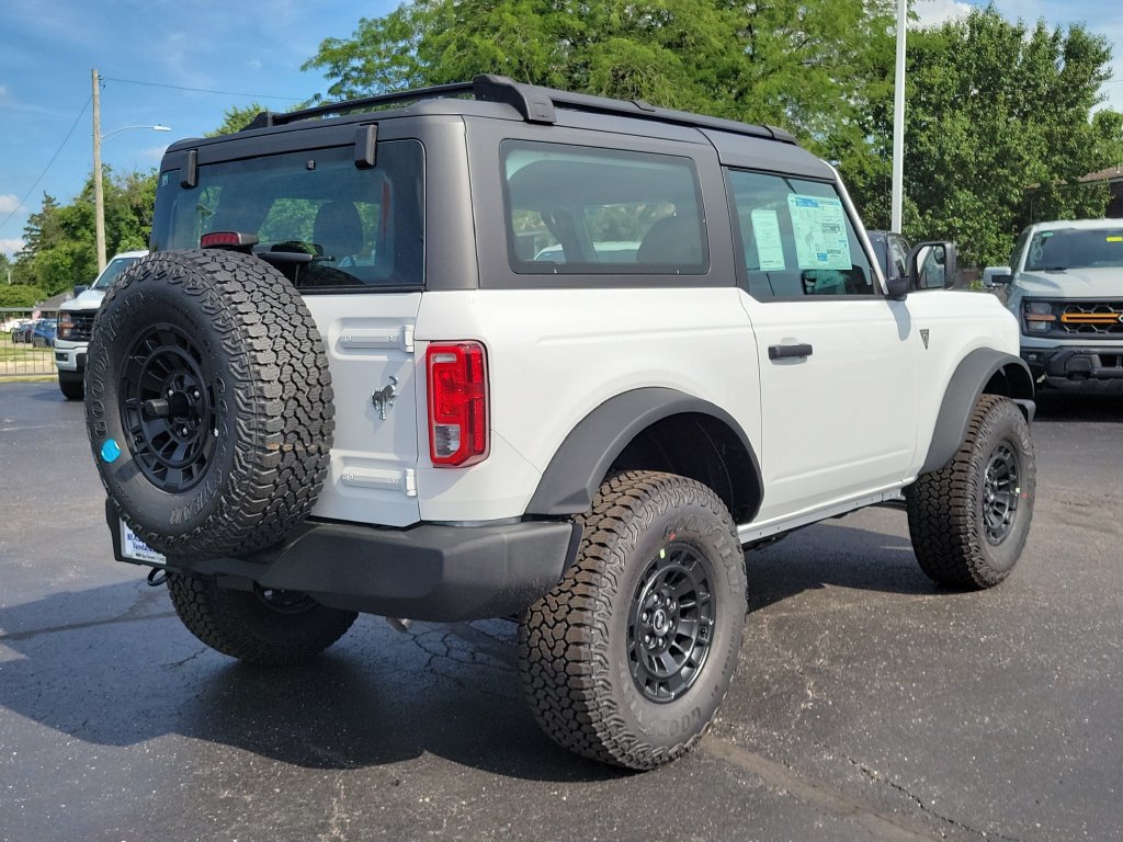 New 2026 Ford Bronco 2-Door w/ Sasquatch Package AWD/4WD image 4