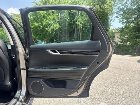 Used 2021 Genesis G80 2.5T AWD/4WD image 30