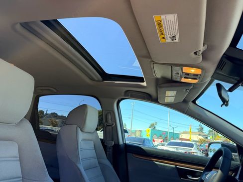 Used 2018 Honda CR-V EX image 14