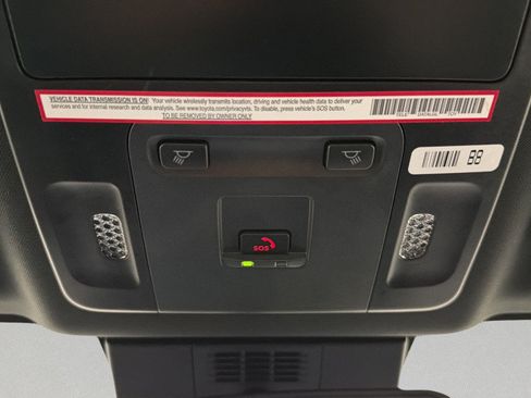 Used 2025 Toyota Camry SE FWD image 24