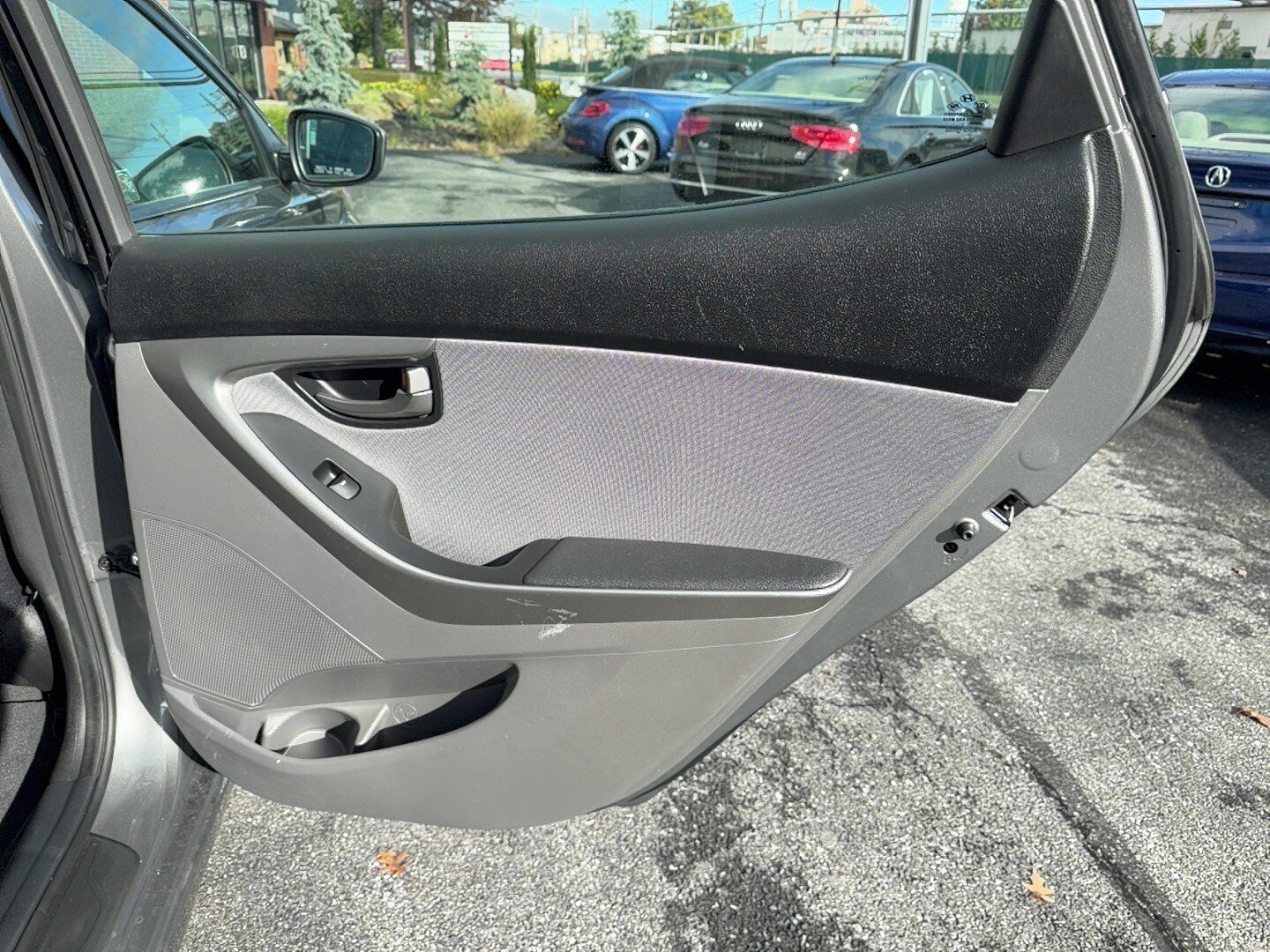 Used 2013 Hyundai Elantra GLS w/ Preferred Pkg FWD image 21