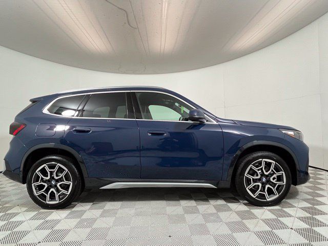 Used 2026 BMW X1 xDrive28i w/ Convenience Package AWD/4WD image 9