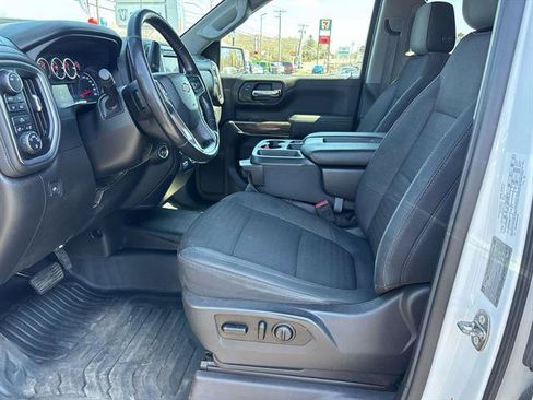 Used 2019 Chevrolet Silverado 1500 LT w/ True North Edition AWD/4WD image 9