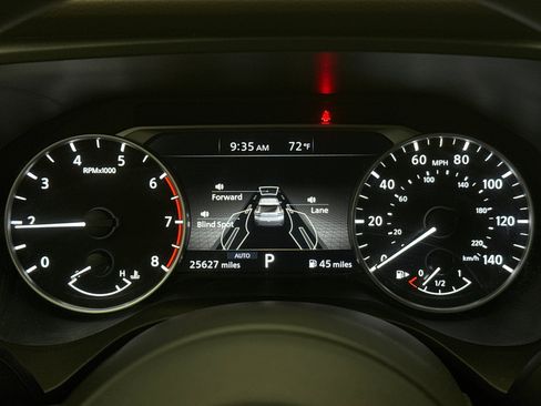 Used 2023 Nissan Rogue S AWD/4WD image 13