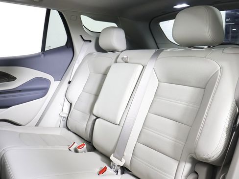 Used 2022 GMC Terrain Denali w/ Denali Premium Package image 10