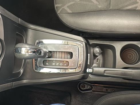 Used 2013 Ford Fiesta SE image 27